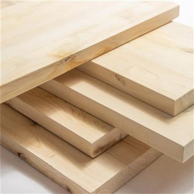 Bûches de cyprès plates